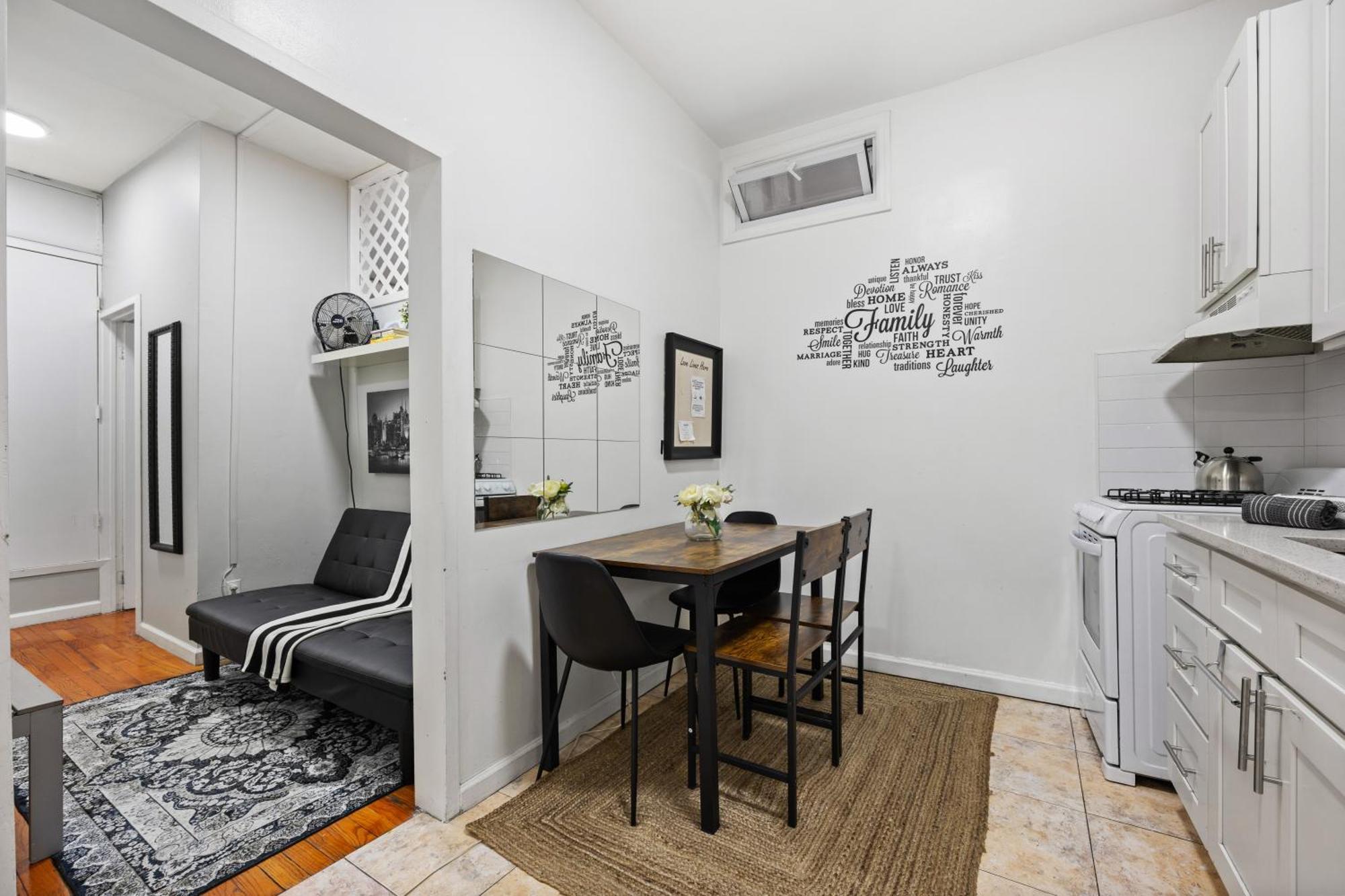 Sleek 2br - Walking Distance To Times Square Apartamento *